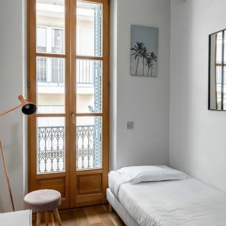 Du Vieux-port 戛纳